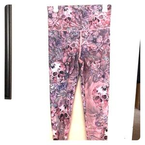 Skull workout leggings